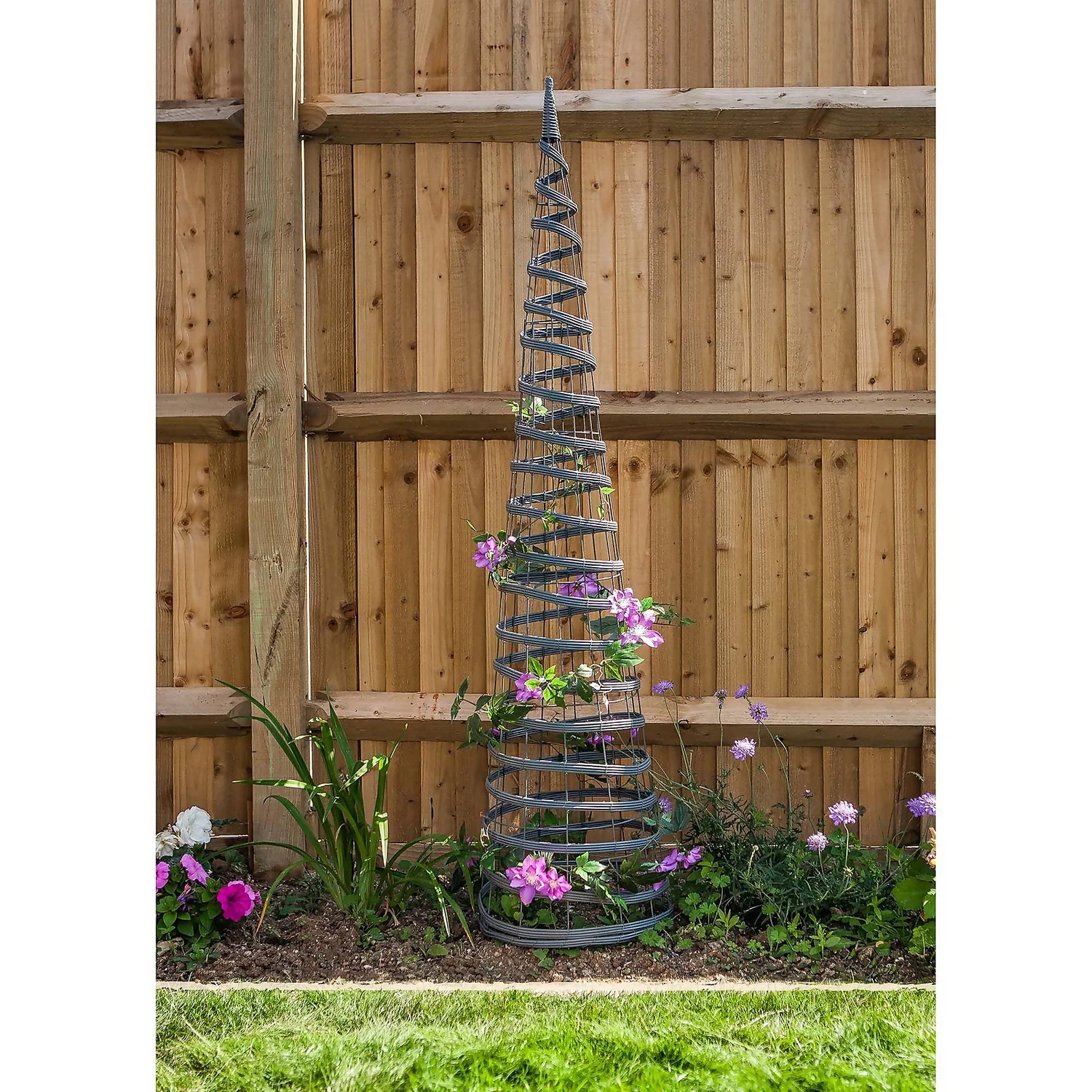 Smart Garden Faux Rattan Obelisk - Slate 4 Smart Garden Faux Rattan Obelisk - Slate - Image 2