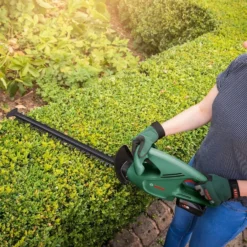 Bosch EasyHedgeCut 18-45 Hedge Trimmer -Garden Care Shop 13496928 2004961768955336