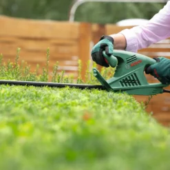 Bosch EasyHedgeCut 55-16 Hedge Trimmer 8 Bosch EasyHedgeCut 55-16 Hedge Trimmer -Garden Care Shop 13496929 1974931199845862