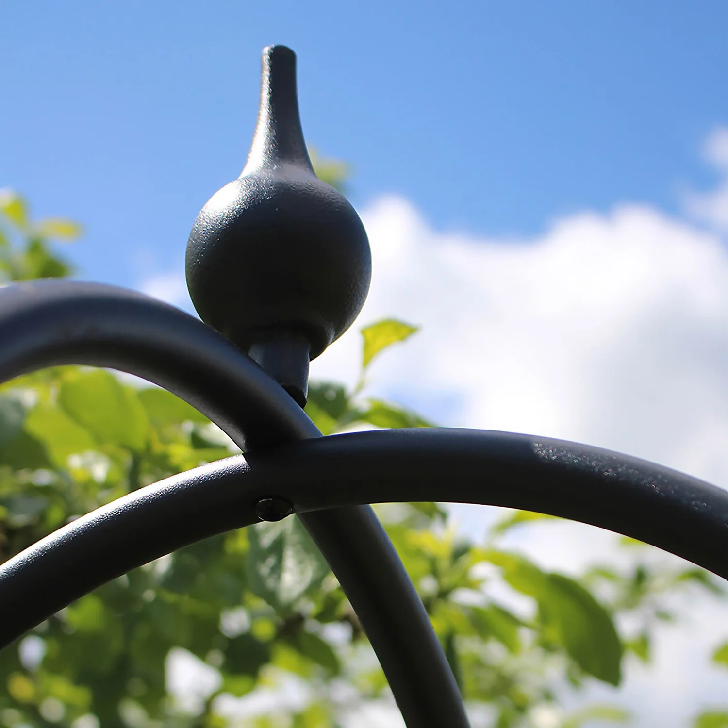 Agriframes Decorative Garden Obelisk 1.7m - Black 5 Agriframes Decorative Garden Obelisk 1.7m - Black - Image 3