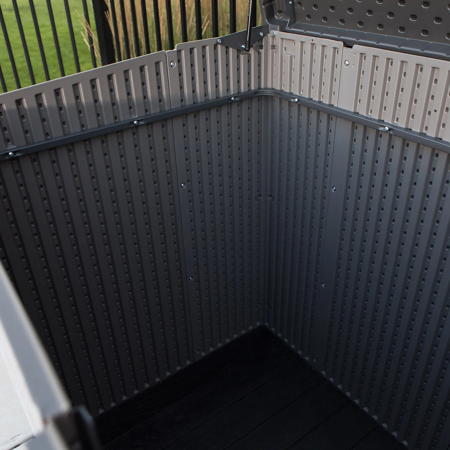 Lifetime Horizontal Plastic Outdoor Storage Shed 8 Lifetime Horizontal Plastic Outdoor Storage Shed - Image 6